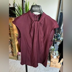 Max Studio beautiful burgundy top